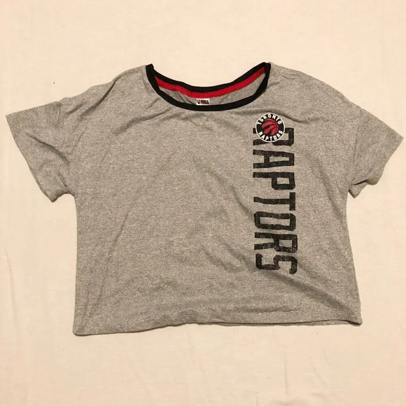 Raptors Soft Cropped Tee Tshirt Womens Size  Medium NBA Basketball - Picture 1 of 16